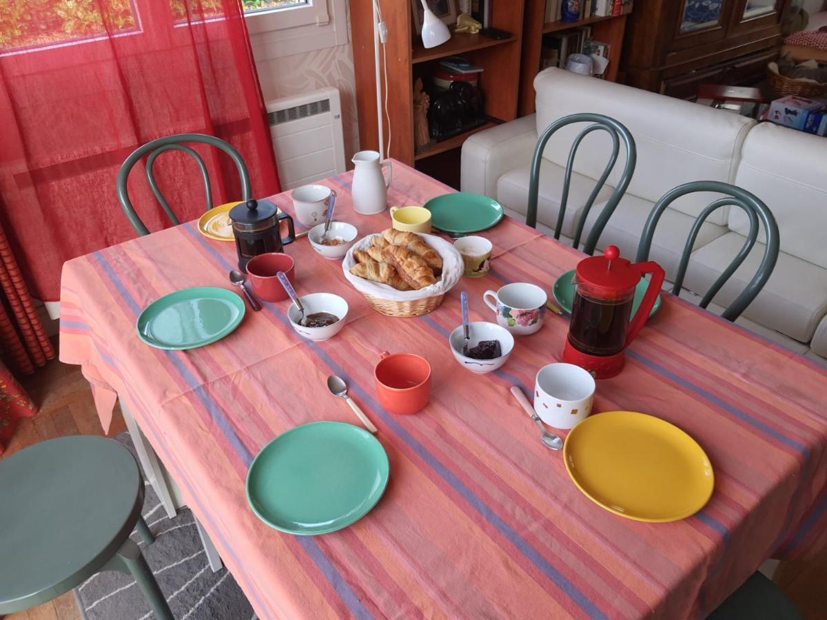 Domi Et Les Chats Barbezieres Экстерьер фото